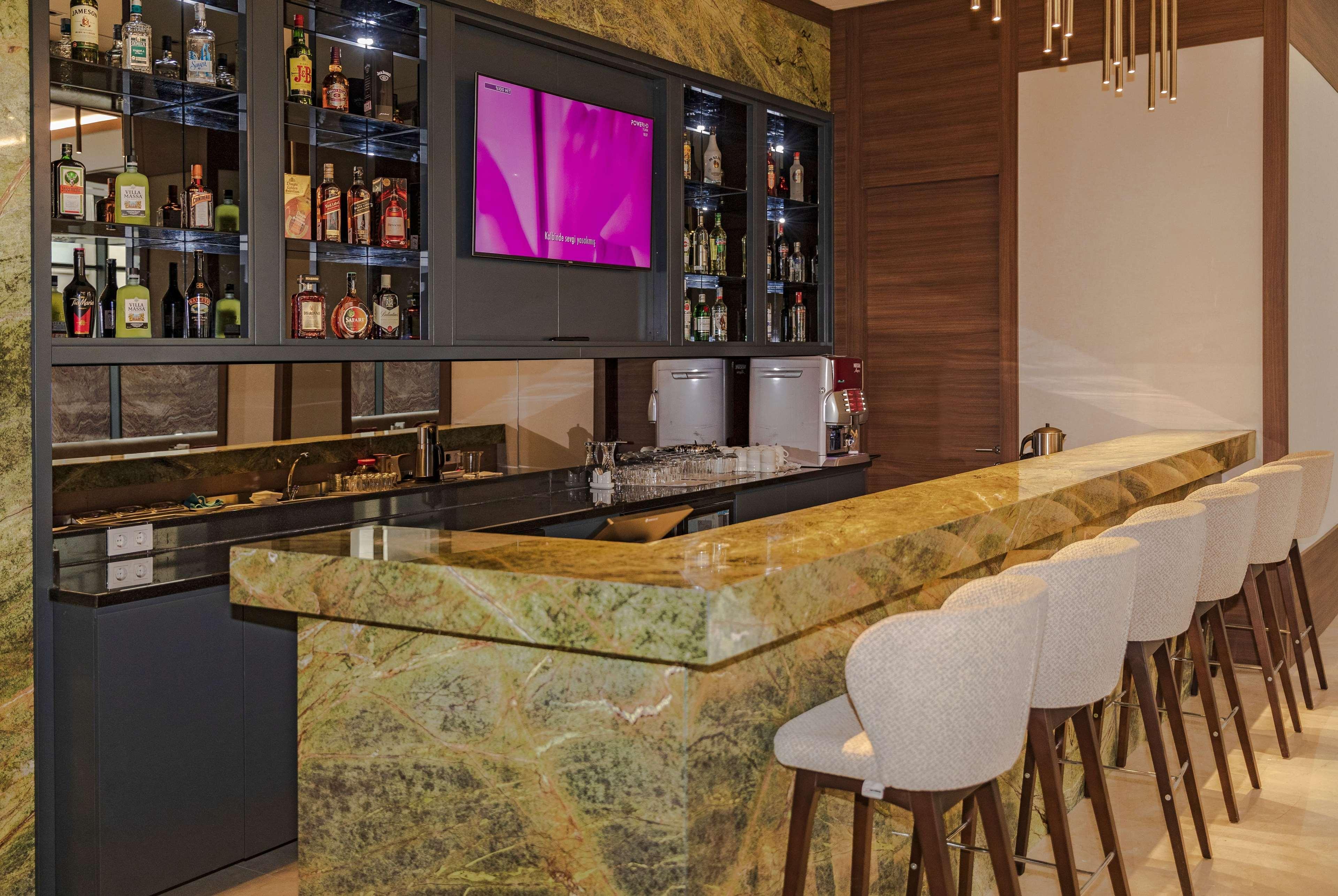 מלון איסטמבול Ramada By Wyndham Beylikduzu מראה חיצוני תמונה