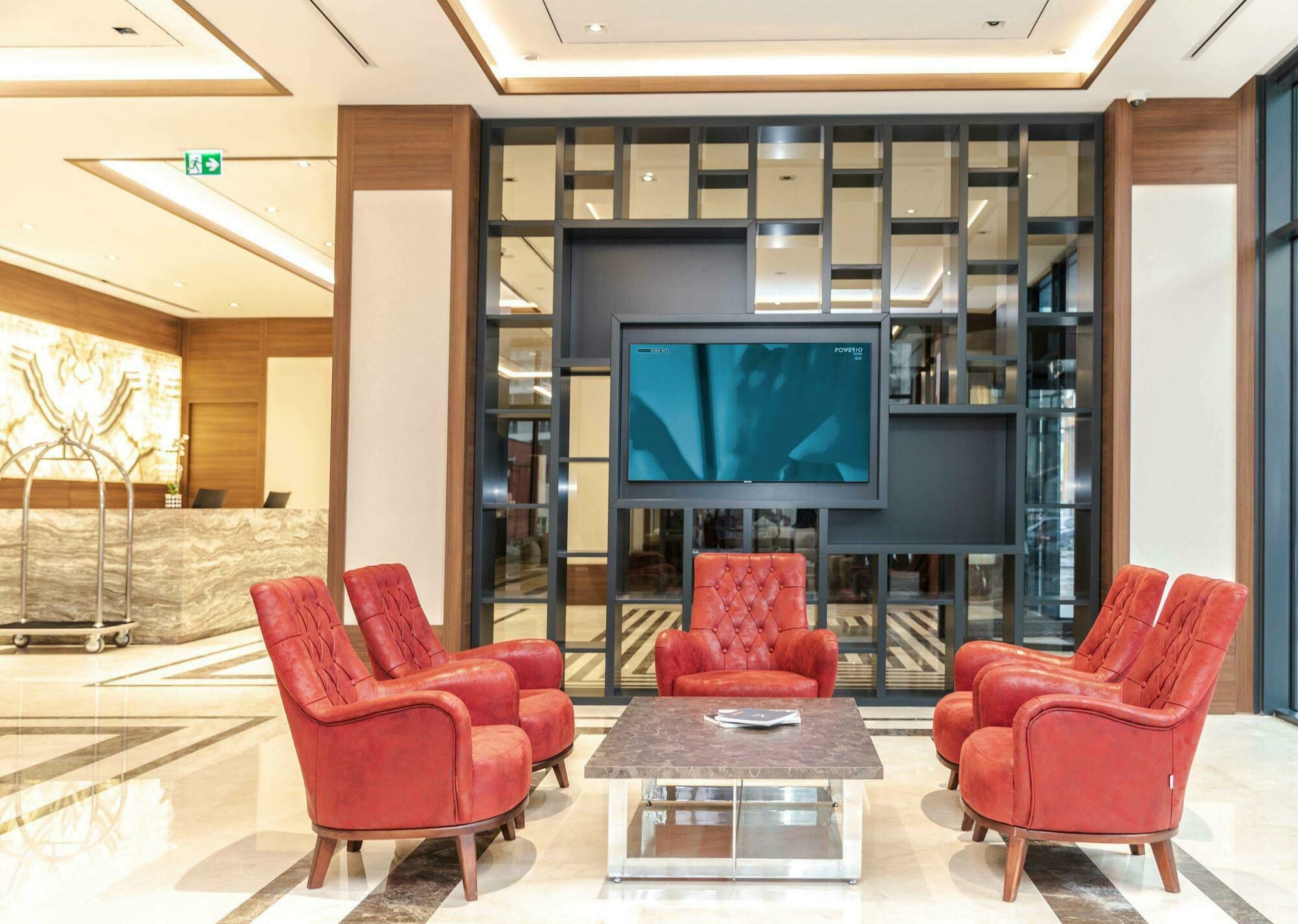 מלון איסטמבול Ramada By Wyndham Beylikduzu מראה חיצוני תמונה